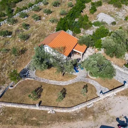 Holiday home Casa Nina